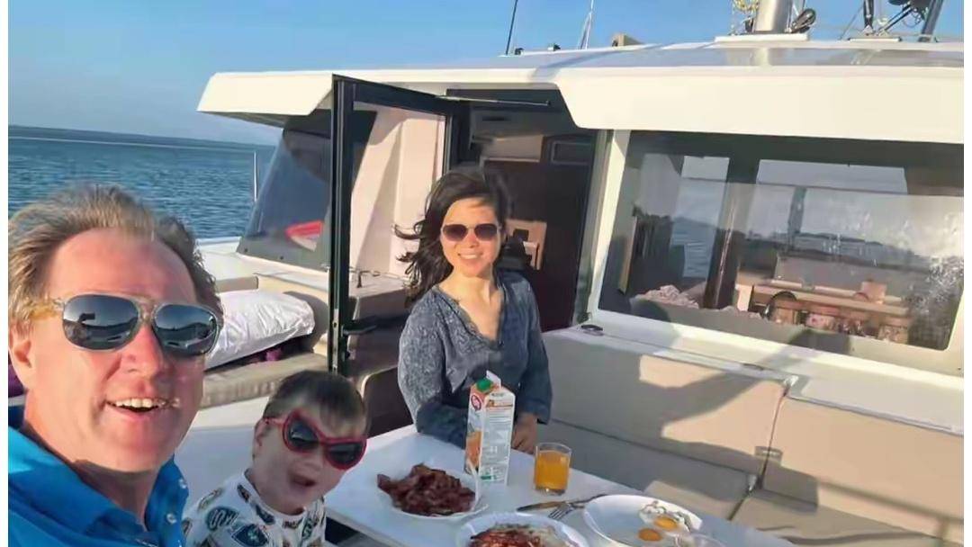 开云体育APP下载-上海網(wǎng)球大师赛观众高声嘶吼，裁判多次劝阻，保安最终请离