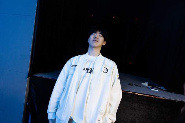 开云体育APP下载-LPL季(jì)后赛第二轮:IG大战BLG,Bin再(zài)次挑战Theshy