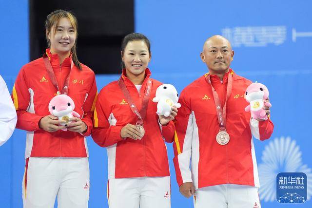 开云体育在线-全(quán)運(yùn)会|王雅(yǎ)繁/蒋欣玗夺得网球女双冠軍(jūn)