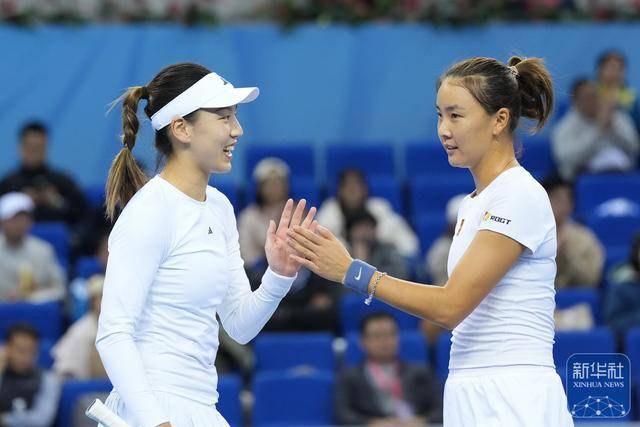 开云体育在线-全(quán)運(yùn)会|王雅(yǎ)繁/蒋欣玗夺得网球女双冠軍(jūn)