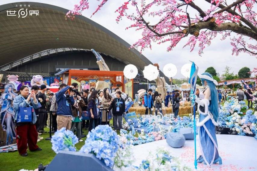 开云平台-王者荣耀十周年重磅官宣，《王者荣耀世界》2026年春天与玩家见面