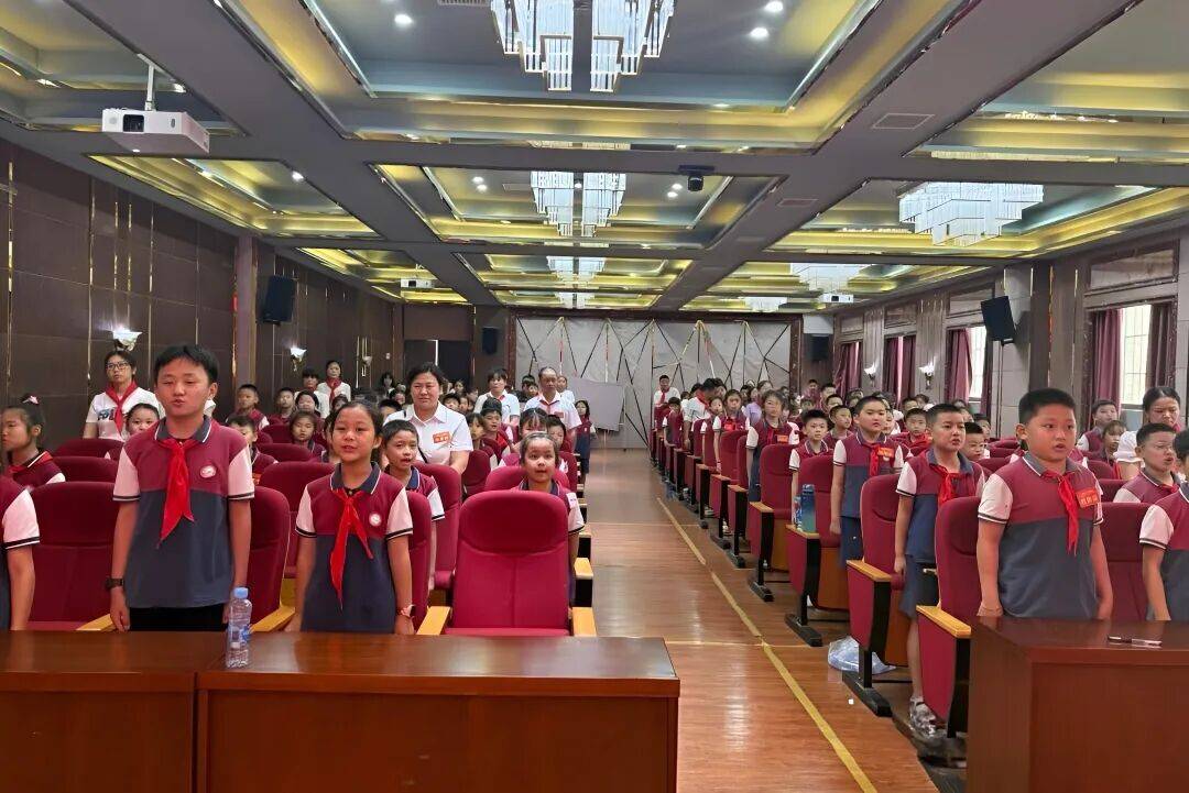 开云体育在线-你好,少代会丨新建区各学校少代会精彩集锦(一)