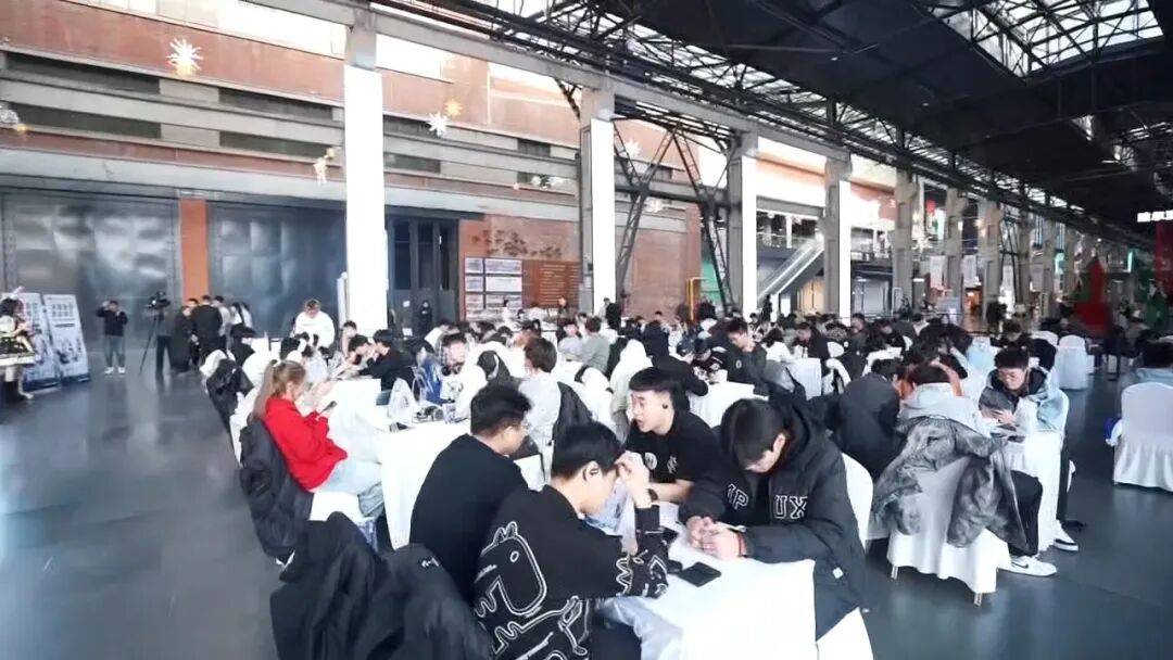 开云体育在线-冰雪赛场,青春竞逐!冰雪主题电竞比赛解锁青年新玩法