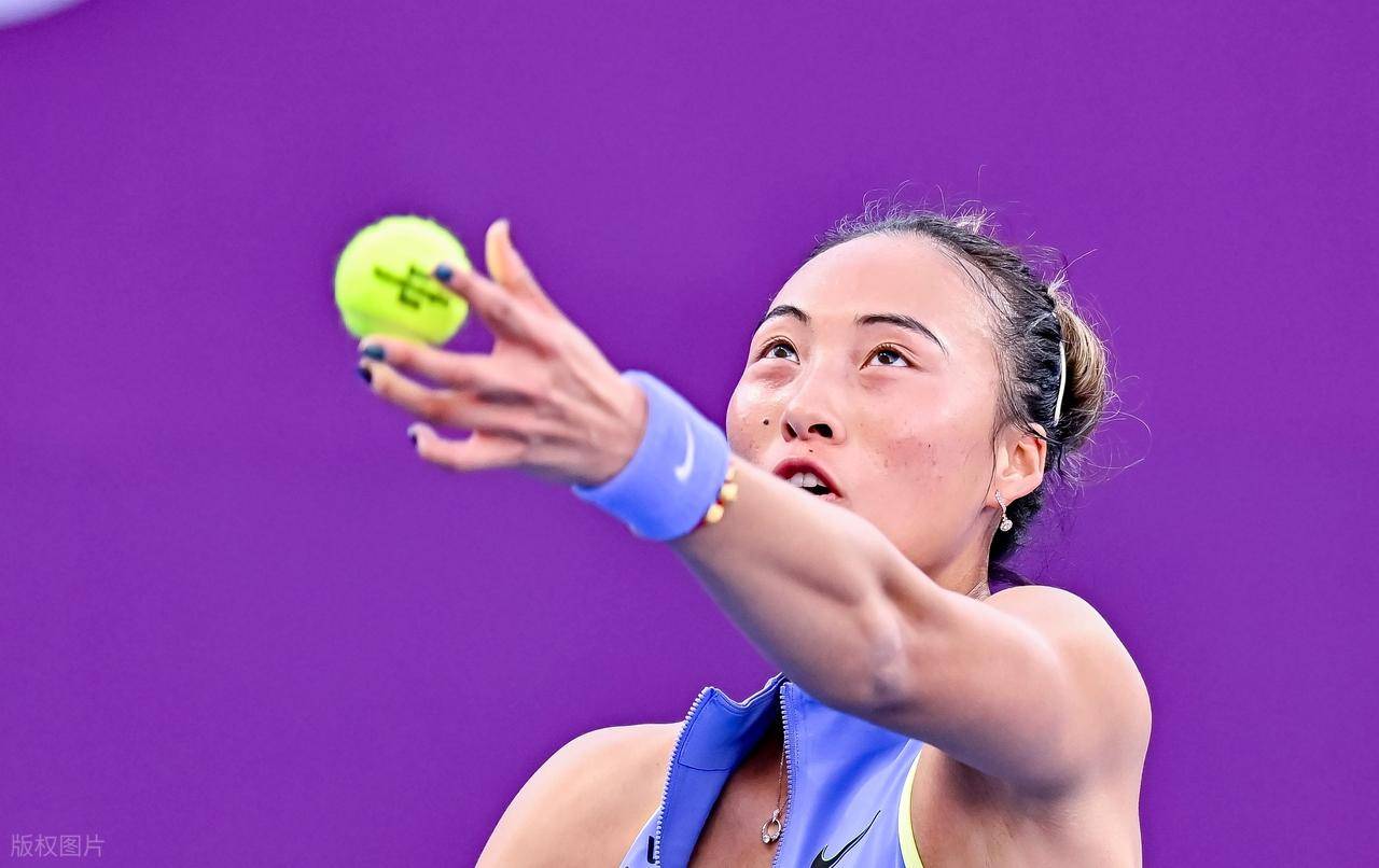 开云体育APP下载-16救13，网球最残酷的算术！鄭(zhèng)钦文如何(hé)扛過(guò)这場(chǎng)破發(fā)点風(fēng)暴？